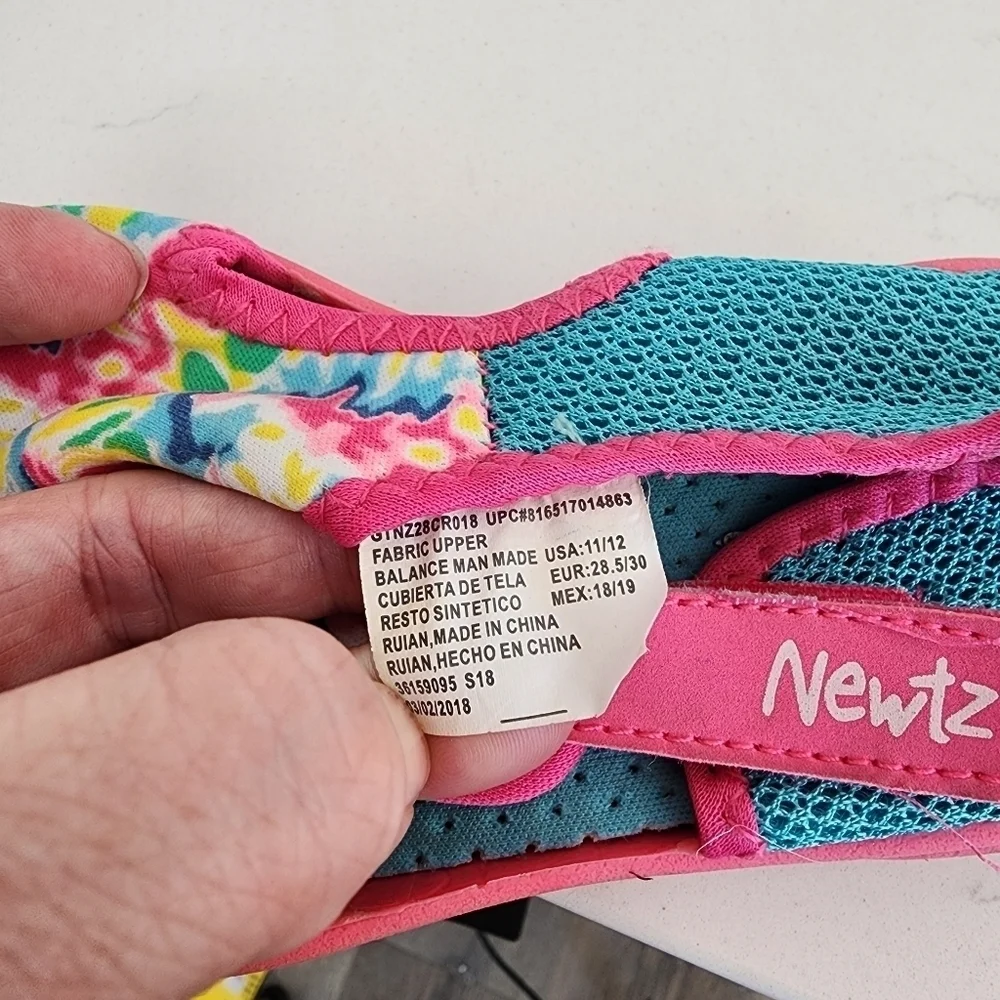 Newtz Water Shoes Pink Blue Tie Dye Velcro Closure Girls 11/12 Amphibian Cute